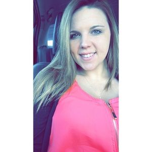 Meet your Posher, Savannah